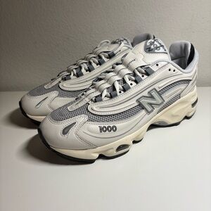 NEW NEW BALANCE 1000 Sea Salt Mens Size 10